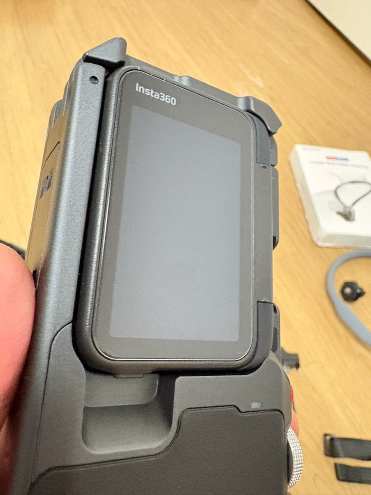 인스타 360 에이스프로2--2
