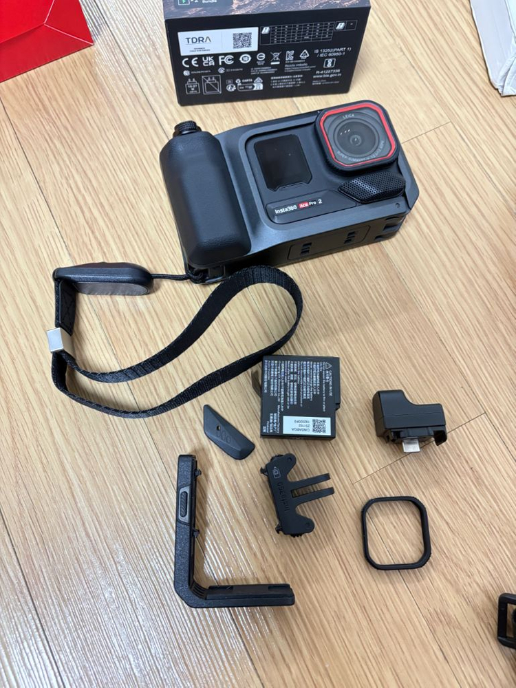 인스타 360 에이스프로2--3