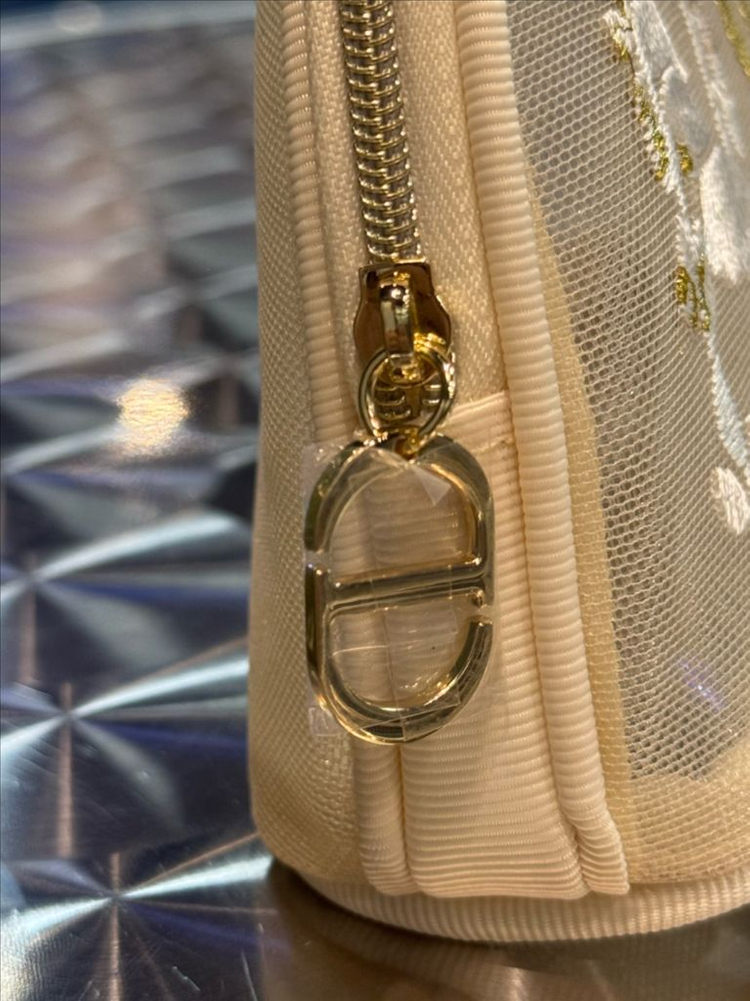 디올자수파우치--2