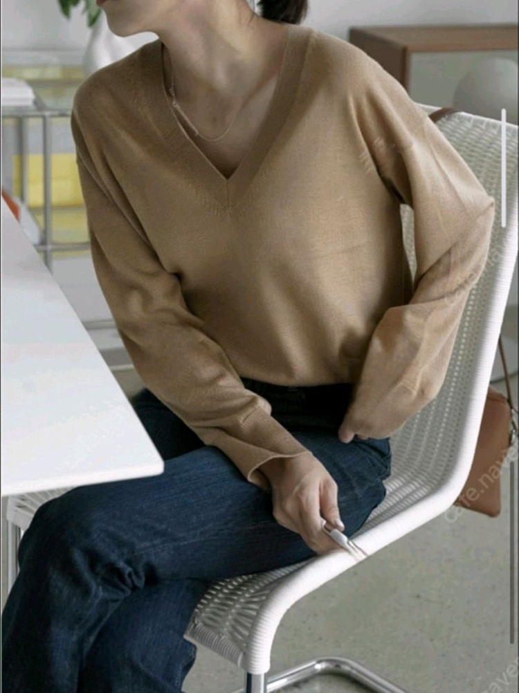 유메르 브이넥 브이 니트 ( 배송 온 비닐그대로, 새상품 )--1