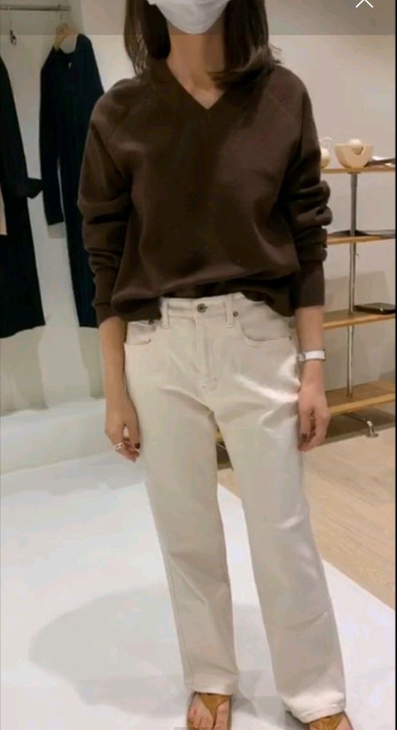 유메르 브이넥 니트 ( 배송온 비닐 그대로, 새상품 )--3