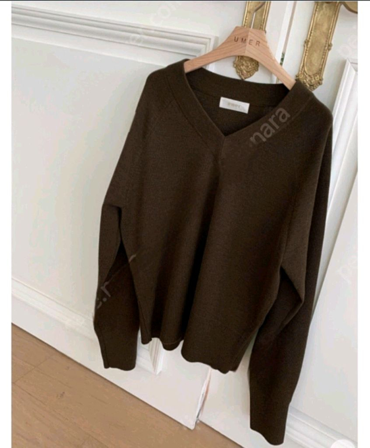 유메르 브이넥 니트 ( 배송온 비닐 그대로, 새상품 )--5