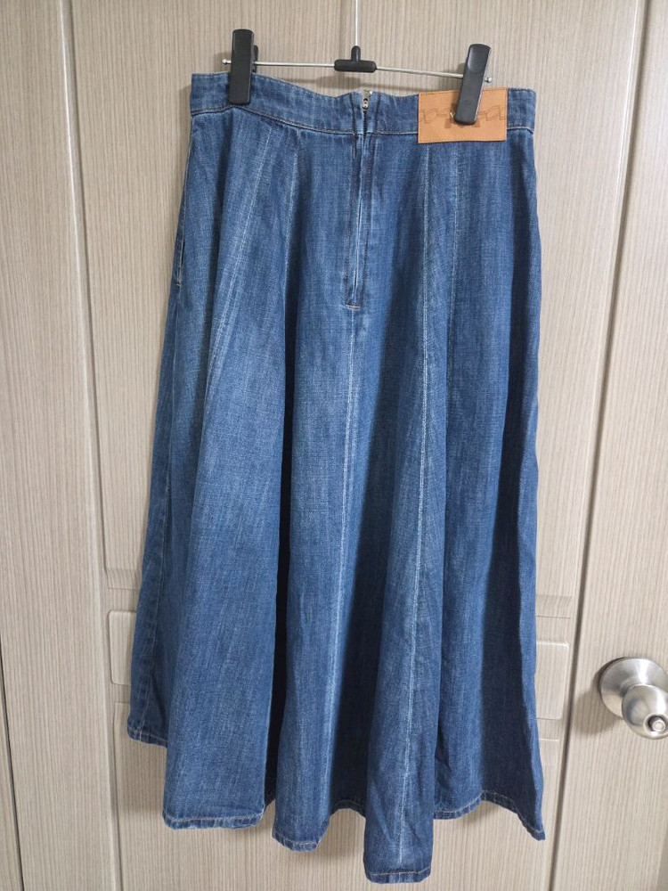 마인 엠블럼 버튼 플레어 데님 스커트 55 랑방 타임 더캐시미어 시스템 오브제 sjsj--7