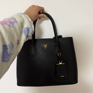 프라다 두블레 사피아노 핸드백 블랙