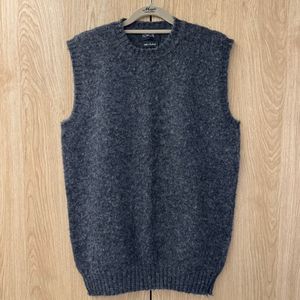 하울린 모 100% 니트 베스트 L 사이즈상태 9.8/10상태 무지 무지 좋아요