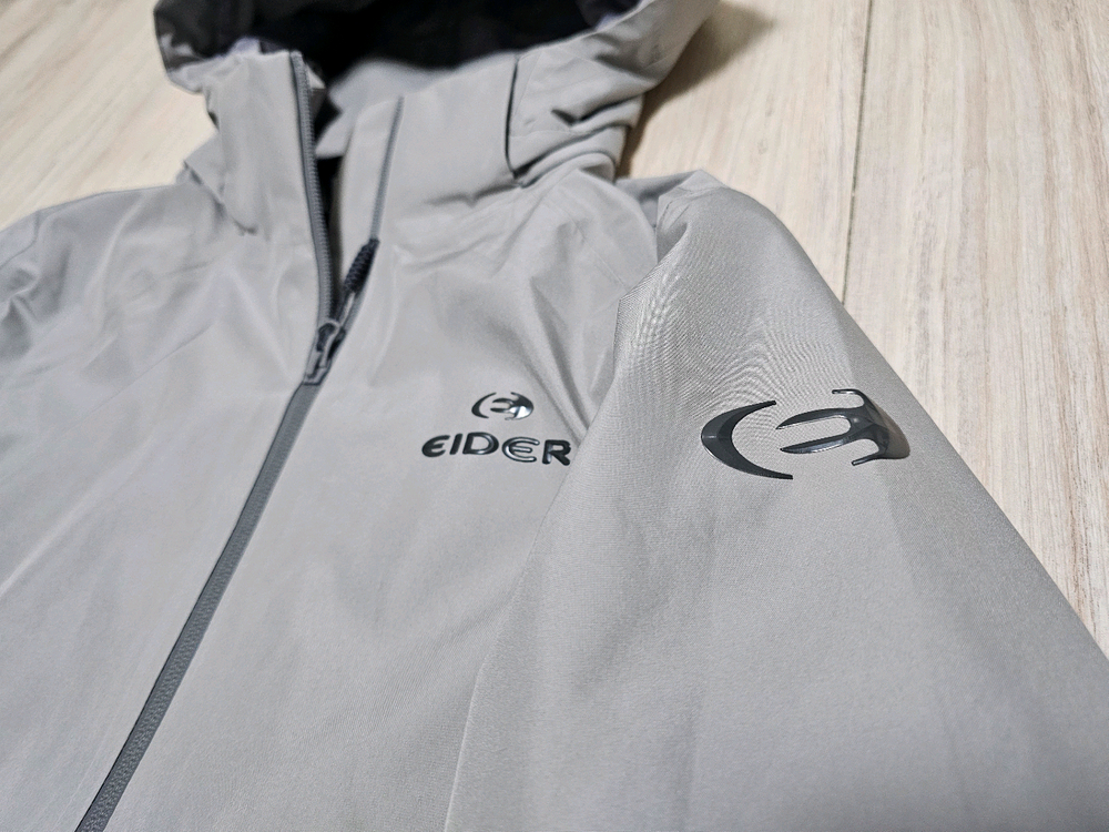 아이더 코어 2L 레이어 고어텍스 방수 자켓 (그레이) 6만에 팝니다.--1