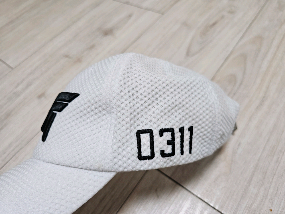 PXG 골프 볼캡 모자 (화이트) 2만에 팝니다.--1