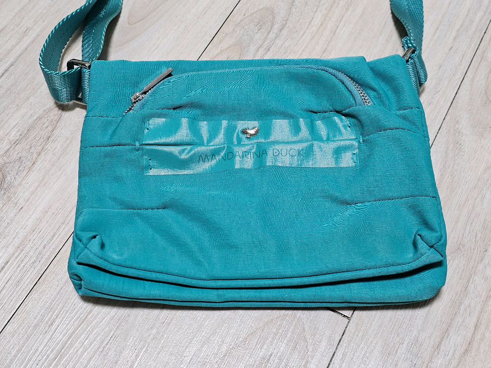 만다리나덕 MISS DUCK 크로스백 5.5만에 팝니다.--1