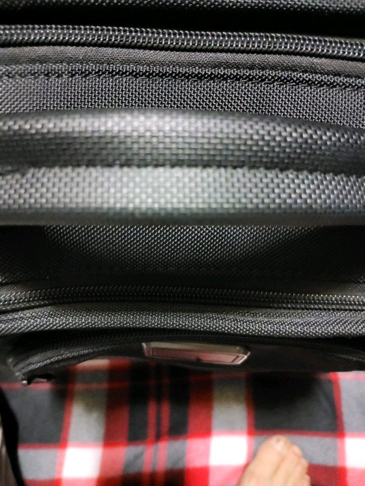 투미 알파브리프 백팩(정품)블랙색상--4