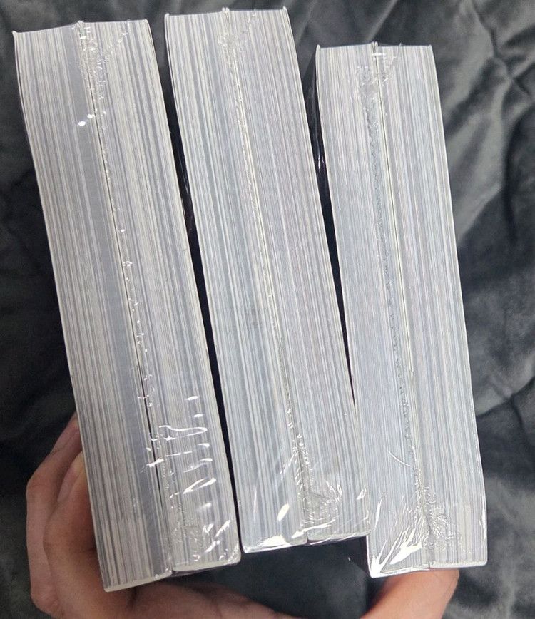 웹툰 킬러 배드로 만화책 팝니다--3