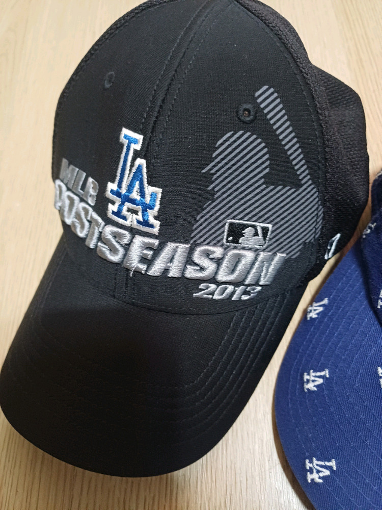 MLB La 다저스 한정판 모자,pk,크로스백 세트 (원하는 가격 거래)--4