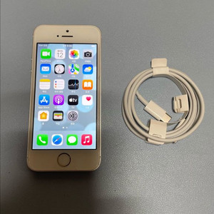 아이폰se1 16기가 거의 새상품인스타 감성 사진찍기좋음모든기능 정상배터리 100프로카메라 무음구성품 ㅡLightn