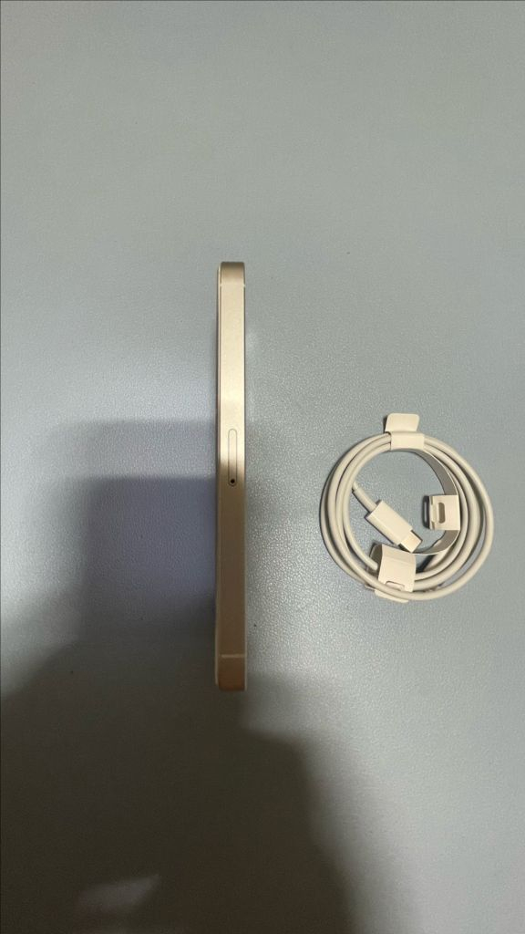 아이폰se1 16기가 거의 새상품인스타 감성 사진찍기좋음모든기능 정상배터리 100프로카메라 무음구성품 ㅡLightn--3