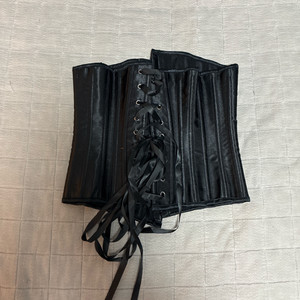 블랙 코르셋