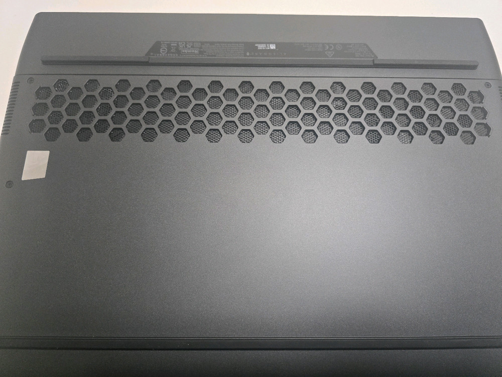 에일리언웨어 m17 R5 (실사용 4개월/사이클카운트 첨부/RTX3080Ti 16GB/Ryzen9/32GB)S급--14