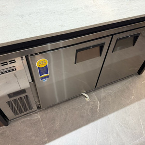 부성 에베레스트 테이블 냉장고 1500, B150C-2RROS-E 이미지