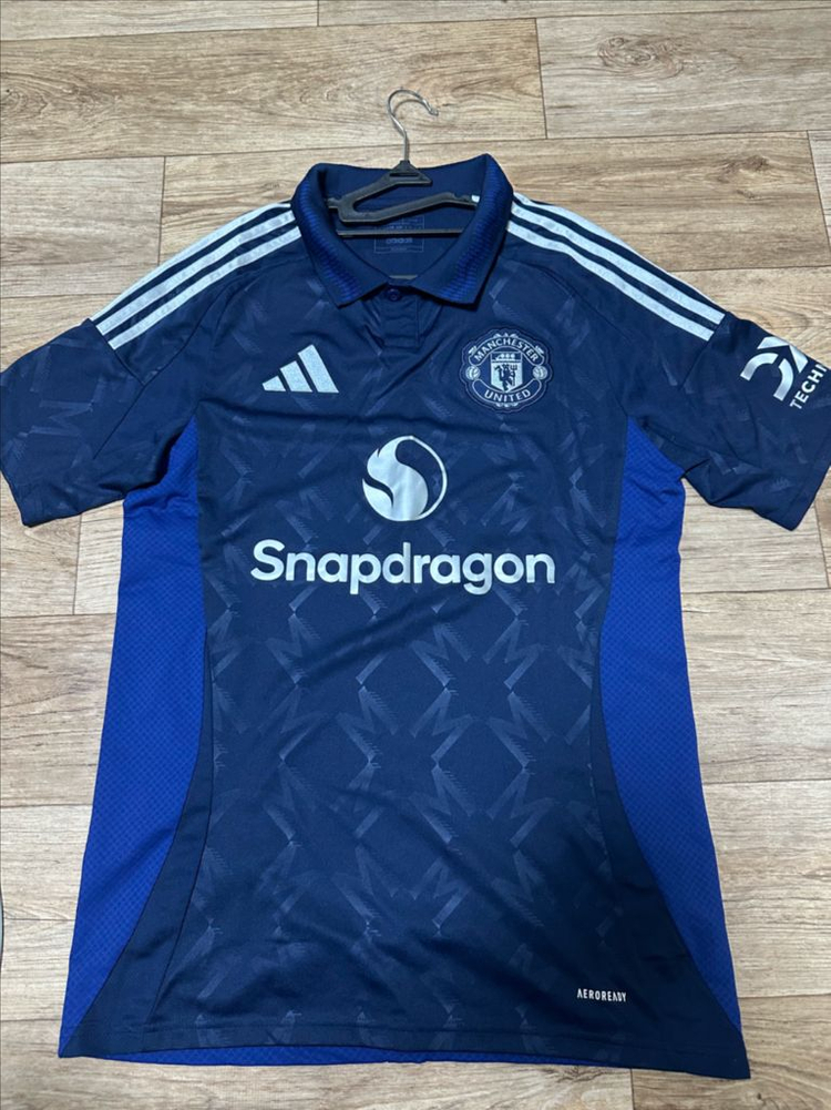 맨유 24/25 어웨이 저지 유니폼 이미지