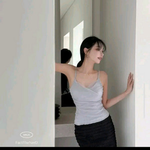 팩더널드 블랑쉬 탑 3가지 색상 다 있음 새제품 (가격내림)