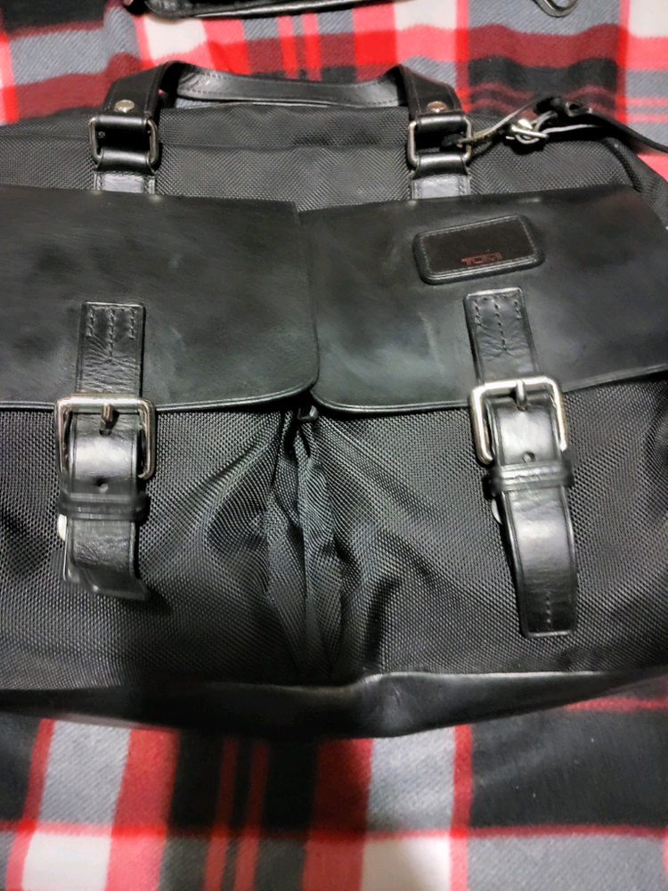 투미 남성가죽서류가방(정품)--1