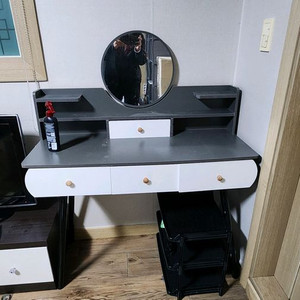 데스텀 입식 수납 거울 화장대