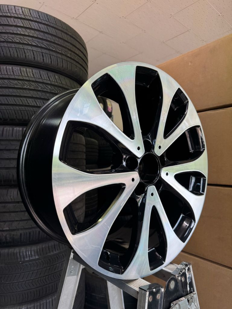 벤츠E클래스 w213 18인치 정품휠세트 팝니다--1