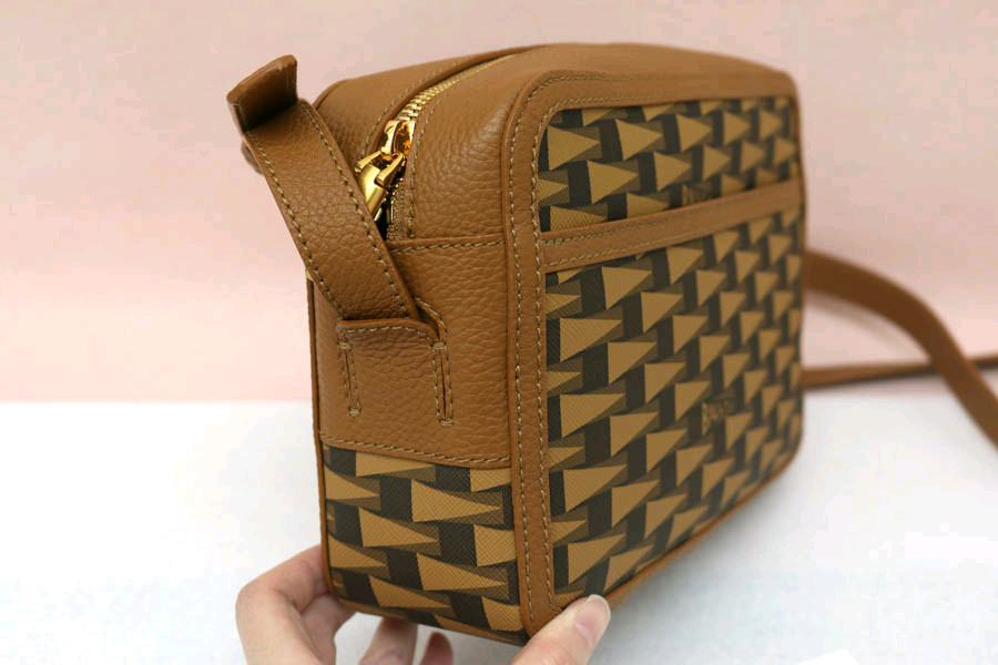 정품) 발리 카메라백 크로스백--2