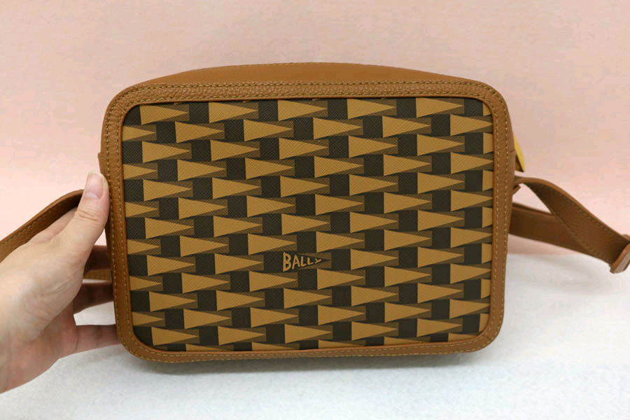 정품) 발리 카메라백 크로스백--3