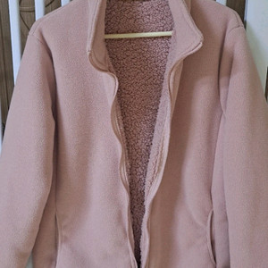 여성뽀글이 점퍼