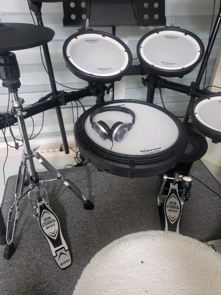 롤랜드 전자드럼--1