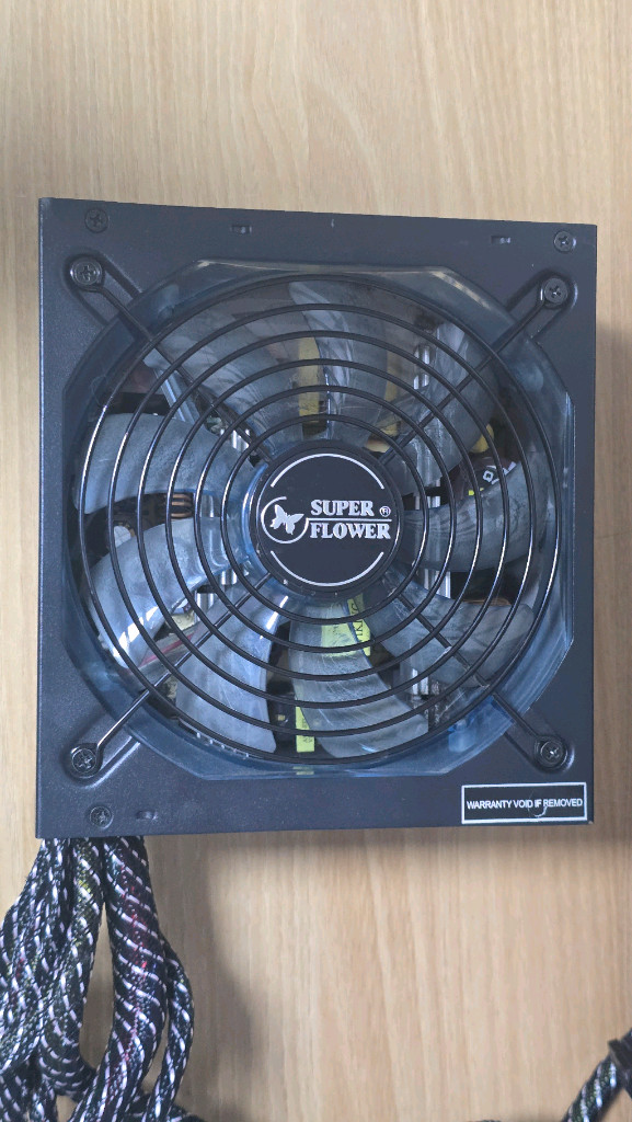 슈퍼플라워 600W 파워서플라이--1