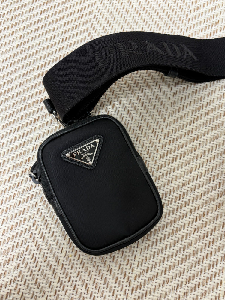 프라다 리나일론 크로스백 숄더백 (정품병행)--2