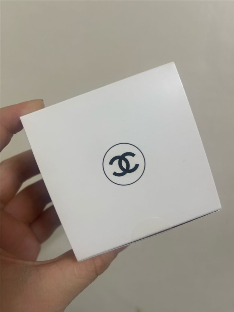 샤넬 레드 까멜리아 리치 크림 미개봉 쇼핑백 교환권 포함--2