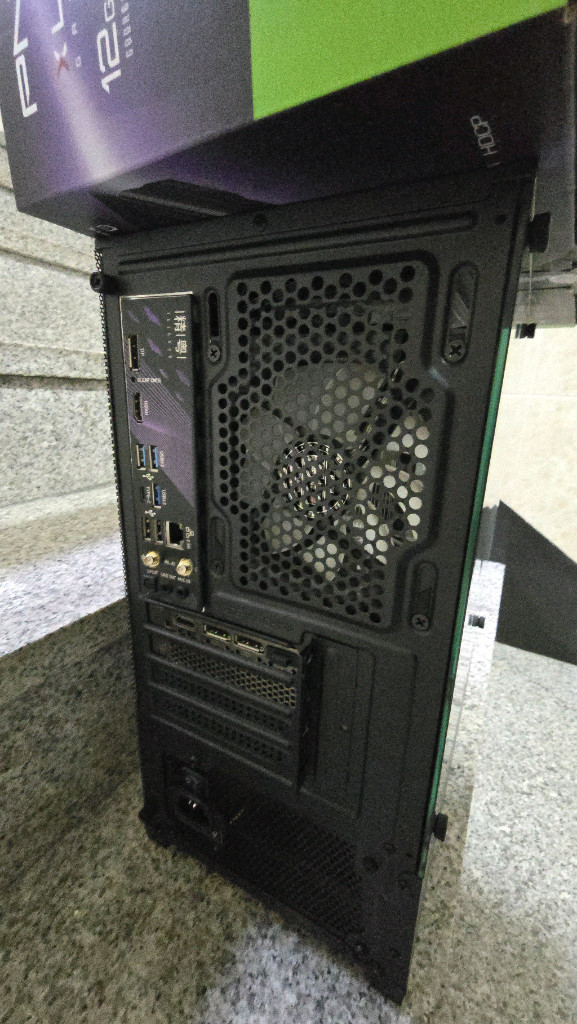 AMD Ryzen 7 7700메인보드+진유에 B650i--4