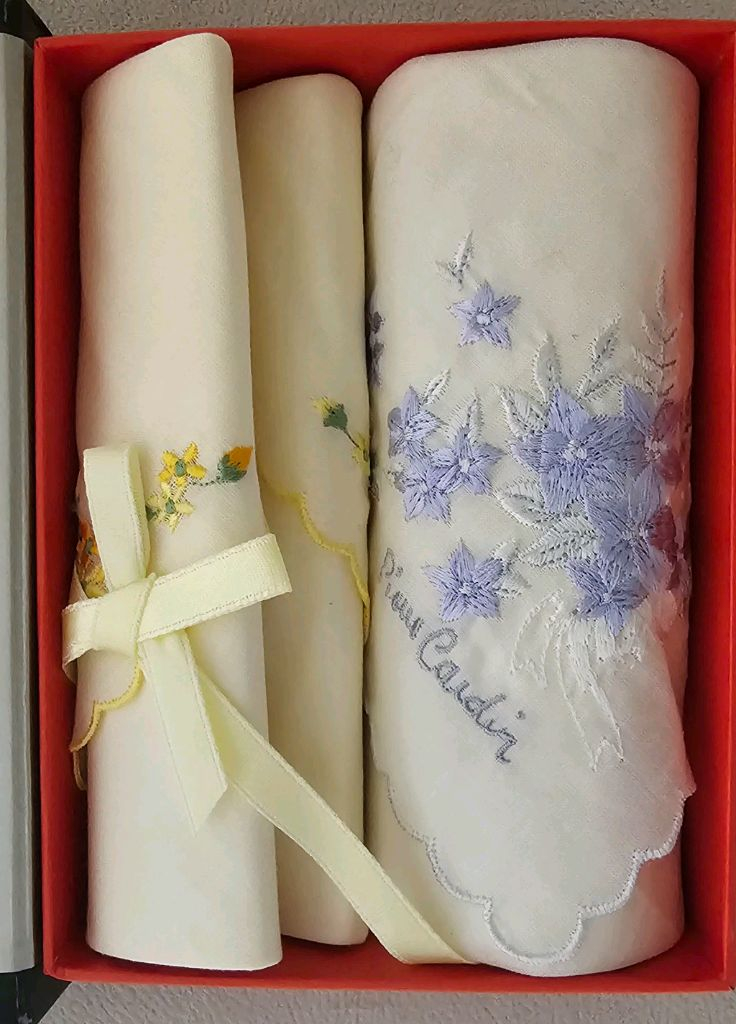 피에르 가르뎅 여성손수건 2p세트 새상품--1