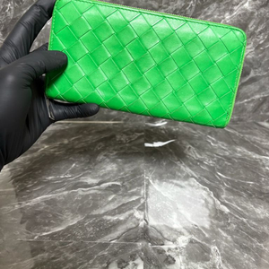 보테가베네타 인트레치아토 집 어라운드 패러킷 장지갑