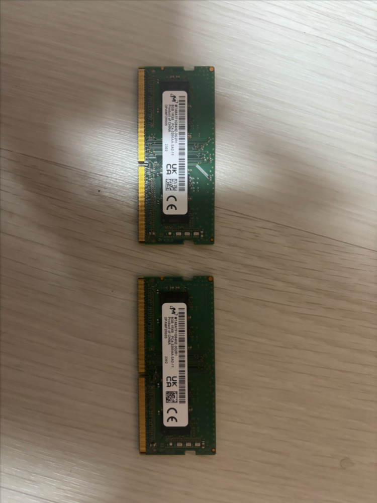 마이크론 ddr4 8gb(3200) 노트북 램 두개 팝니다--1