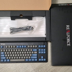 풀윤활 리얼포스 r3 45g 균등 텐키리스 토프레 유무선 블루투스 키보드