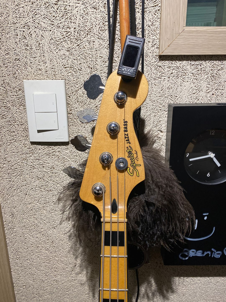 베이스 기타 + 앰프 세트 / 펜더 스콰이어 재즈 베이스 + 펜더 베이스 앰프 rumble100 이미지