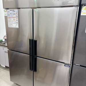 업소용 스테인리스 냉장고 1등급 거의새것