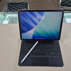 아이패드에어4세대 64기가 무기스 매직키보드 펜슬2 포함 ^^