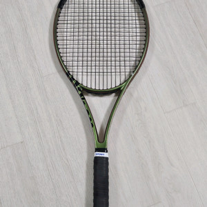 윌슨 블레이드 v8 98 305g 2그립