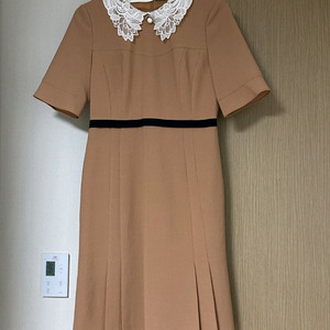 잇미샤 레이스 카라 원피스 베이지 (여성55)