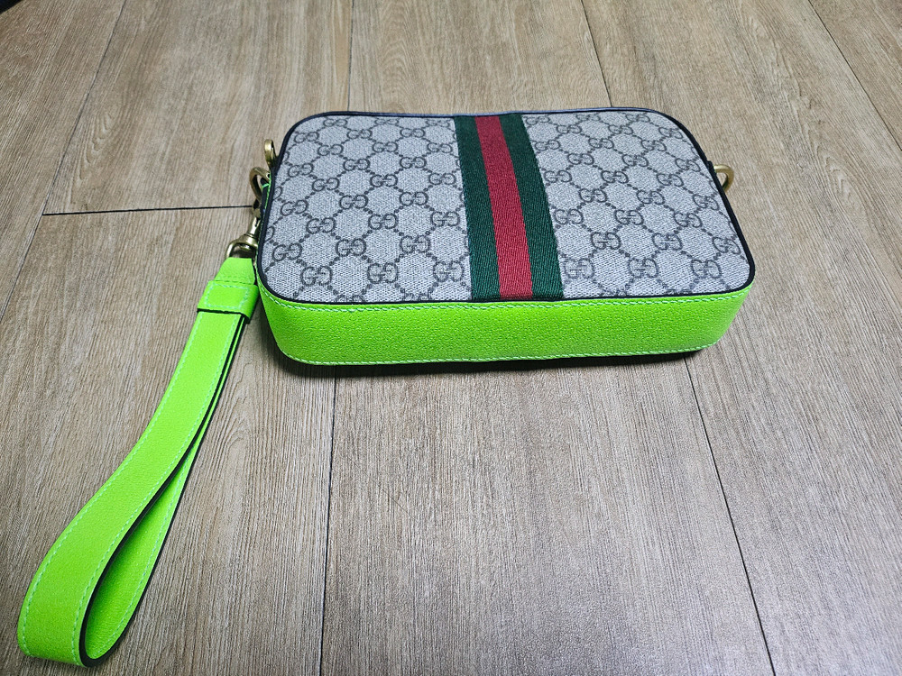 구찌 GG 수프림 크로스백--4