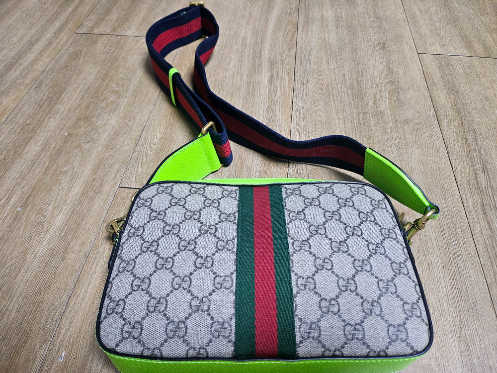 구찌 GG 수프림 크로스백--6