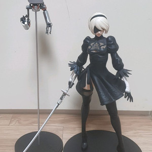 플레어 니어오토마타 2B DX 피규어 팔아요