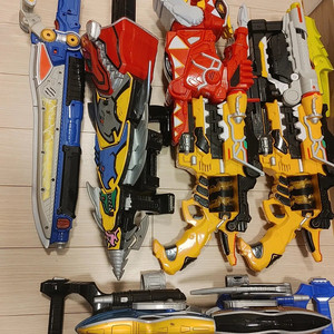 다이노포스 가브리볼버. 가브카니발. 가브체인저. 가브칼리버. 잔다썬더 이미지