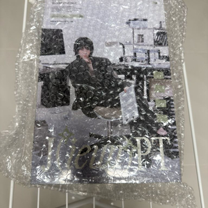 아이유 시즌그리팅 2026 미개봉 이미지