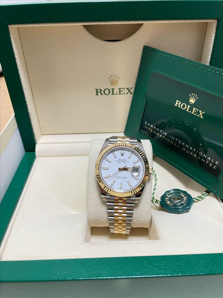 로렉스 126333 신형 데이저스트 41 화이트판 옐골--6