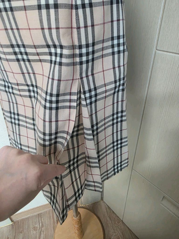 버버리 정품 스커트--4