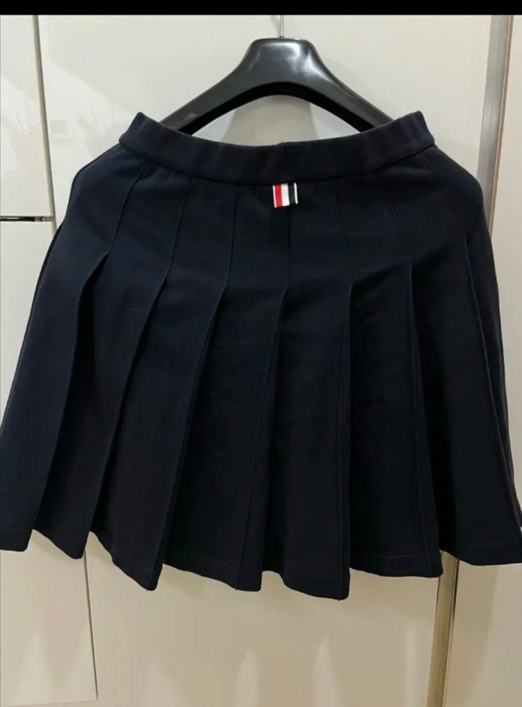 톰브라운 플리츠치마 55-77--1